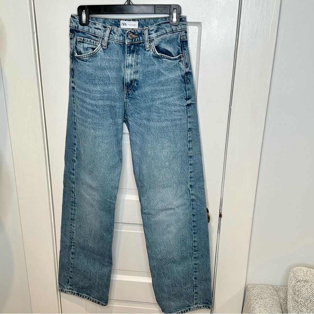 ZARA BLUE‎ WIDE LEG STRAIGHT JEANS SIZE 2